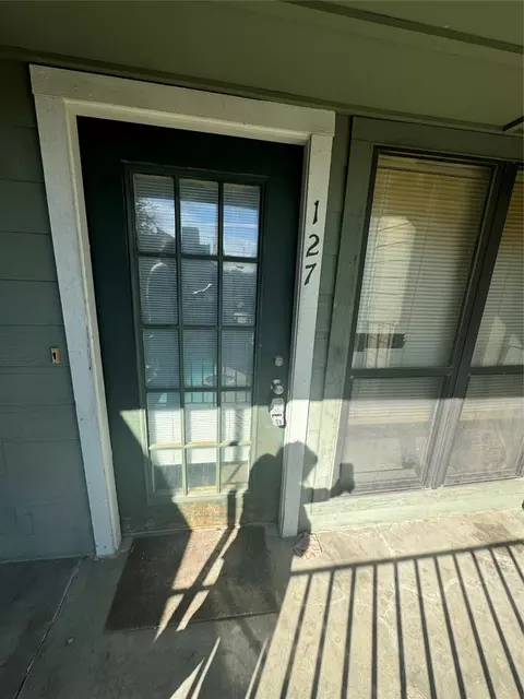 6108 Abrams Rd #127, Dallas, TX 75231