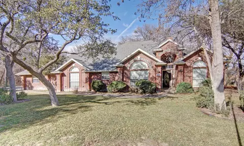1155 Mikus Rd, Weatherford, TX 76087
