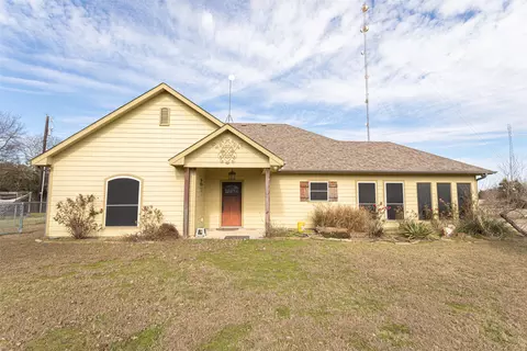 1335 Tower Rd, Midlothian, TX 76065