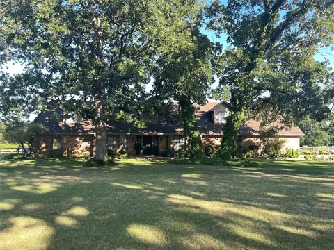 3610 Farm Road 195 Hwy, Paris, TX 75462
