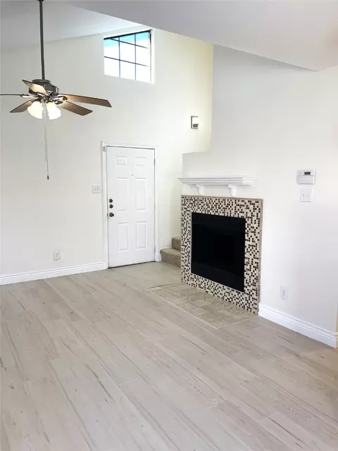 352 W Harwood Rd #B, Hurst, TX 76054