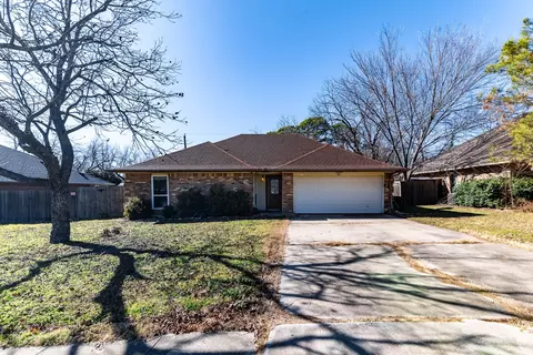 3110 Jewell Dr, Arlington, TX 76016