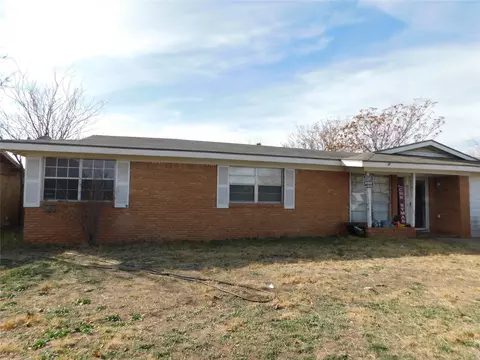 5203 Clinton Ave, Odessa, TX 79762