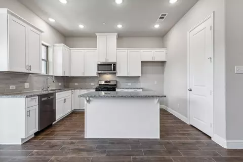 3128 Galveston St, Plano, TX 75075