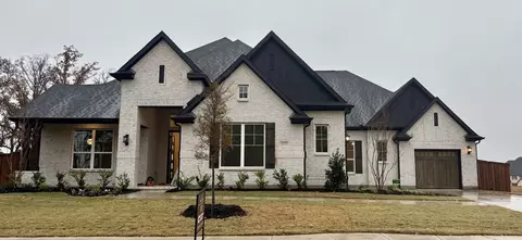 11217 Hickory Falls Dr, Lantana, TX 76226
