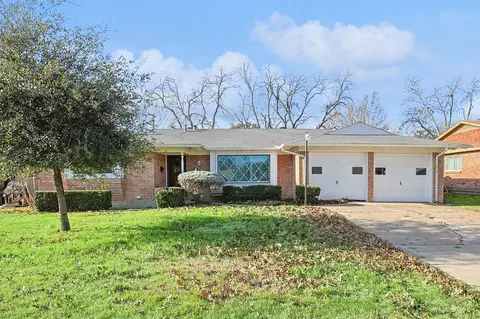 5600 Odessa Ave, Fort Worth, TX 76133