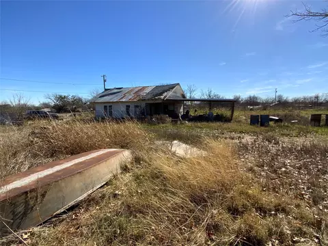 1008 E Highland Ave, Comanche, TX 76442 photo 4