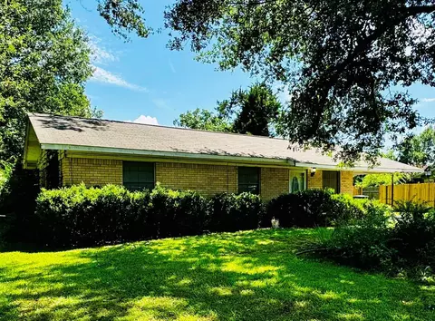 6317 Westwood Rd, Shreveport, LA 71129