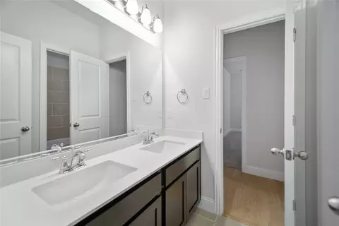 Bath - 3409 Longfellow Ave, Anna, TX 75409 photo 1 of 2