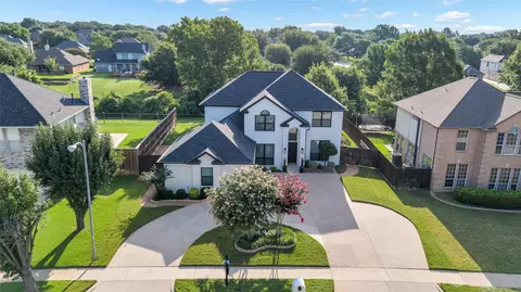 2212 Field Ln, Mansfield, TX 76063