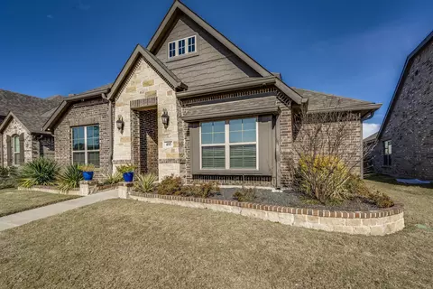 495 Washington Ave, Waxahachie, TX 75165