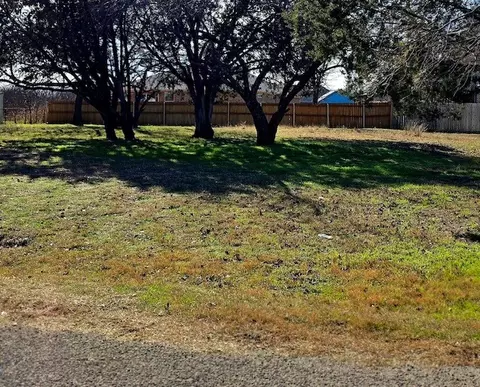 5106 Waterbury Ct, Granbury, TX 76048