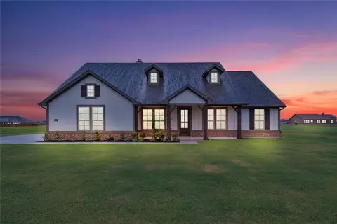 2467 Blackjack Oak Rd, Terrell, TX 75161