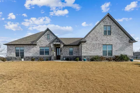 115 S Silver Saddle Trl, Weatherford, TX 76087
