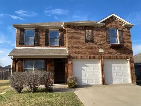 1005 Abigail Dr, Arlington, TX 76002