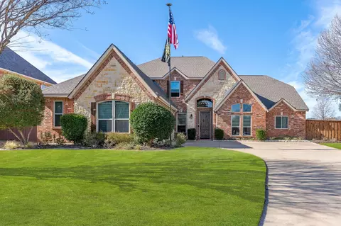 833 Shady Meadow Dr, Highland Village, TX 75077