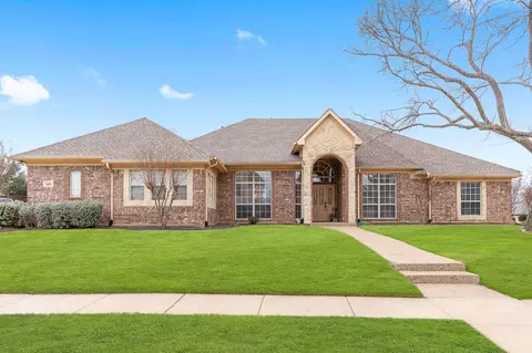 6109 Valleywood Dr, Flower Mound, TX 75028