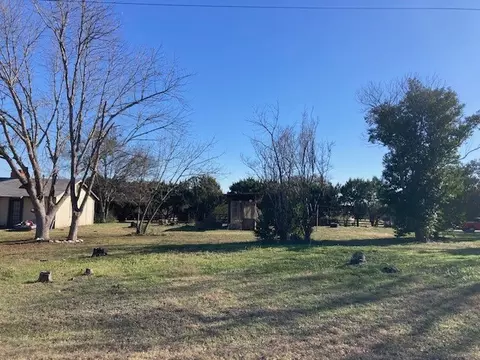 Tb Creek Drive, Whitney, TX 76692