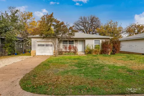 574 E North 23rd St, Abilene, TX 79601