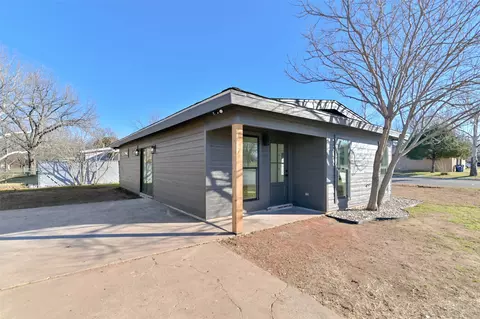 1501 Lawdwin Ave, Bridgeport, TX 76426