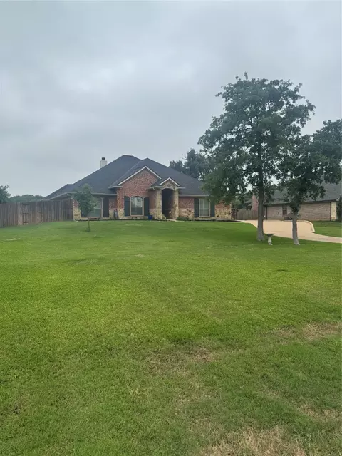6702 Forest Oaks Ct, Granbury, TX 76049