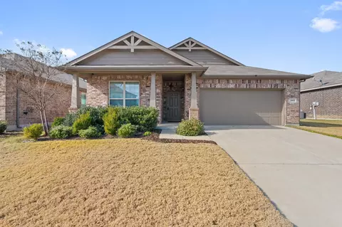 1052 Stanridge Ln, Van Alstyne, TX 75495