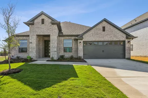 679 Cherry Bark Trl, Waxahachie, TX 75165