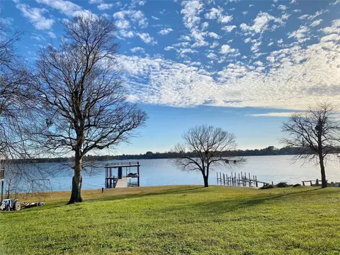 16011 Saint Paul Dr, Caney City, TX 75148