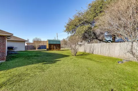Exterior - 103 Grayson Dr, Itasca, TX 76055 photo 4 of 5