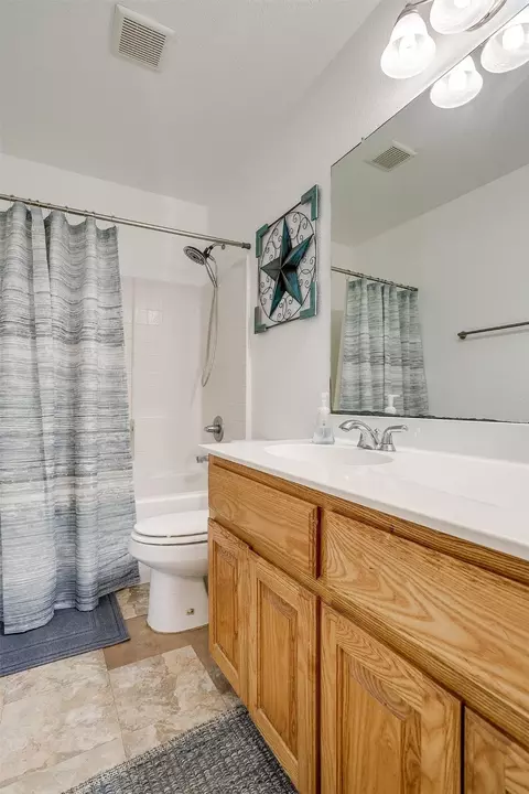 Bath - 103 Grayson Dr, Itasca, TX 76055 photo 5 of 5