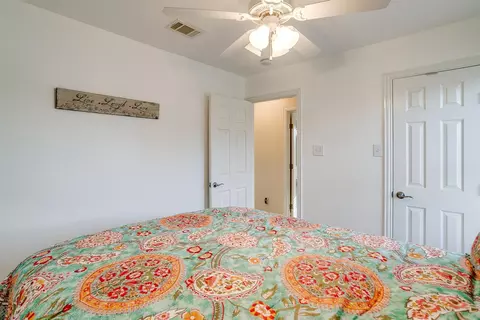 Bedroom - 103 Grayson Dr, Itasca, TX 76055 photo 8 of 9