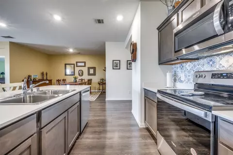 2700 Euston St, Denton, TX 76209 photo 11