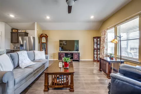 2700 Euston St, Denton, TX 76209 photo 17