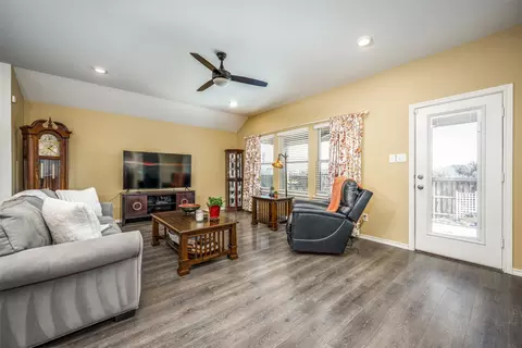 2700 Euston St, Denton, TX 76209 photo 16