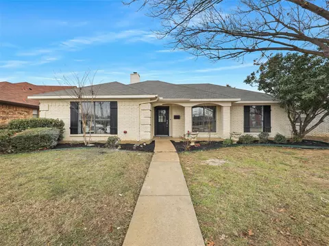 584 Parkway Blvd, Coppell, TX 75019