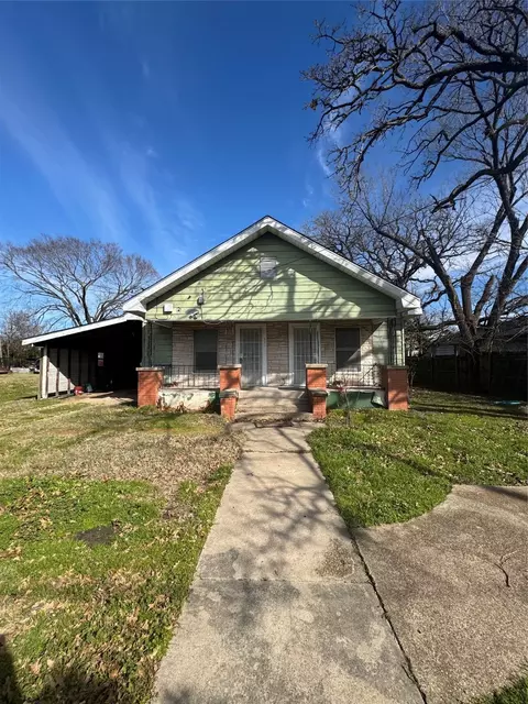 511 S 3rd St, Corsicana, TX 75110