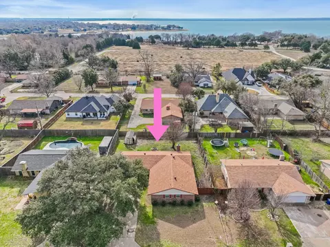 111 Gregory Dr, Heath, TX 75032