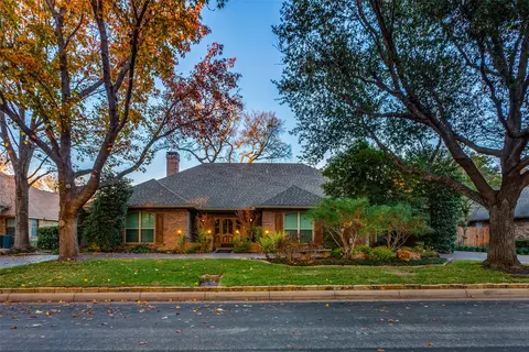 6708 Ashbrook Dr, Fort Worth, TX 76132