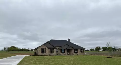 209 Lonicera Ln, Paradise, TX 76073
