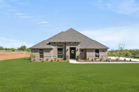 707 Shadle Rd, Poolville, TX 76487