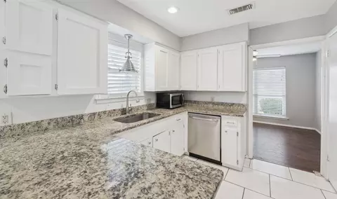 2800 Hurstview Dr, Hurst, TX 76054 photo 14
