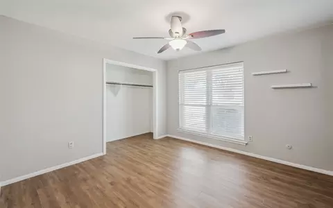 2800 Hurstview Dr, Hurst, TX 76054 photo 28