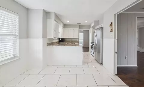 2800 Hurstview Dr, Hurst, TX 76054 photo 17