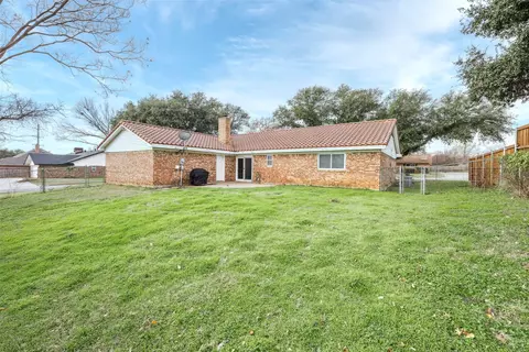 2800 Hurstview Dr, Hurst, TX 76054 photo 31