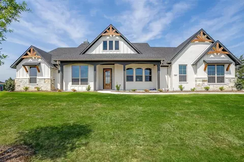 1941 Kaycee Cir, Midlothian, TX 76065