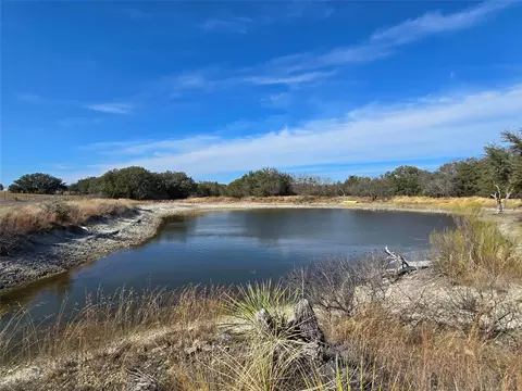 1342 Us Highway 84 W, Mullin, TX 76864