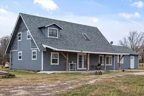 11832 Frazier Ln, Crowley, TX 76036