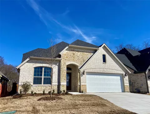 245 Winsland Ln, Greenville, TX 75401