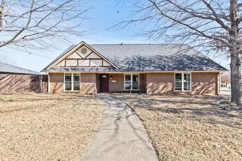 1520 Atlanta Dr, Irving, TX 75062