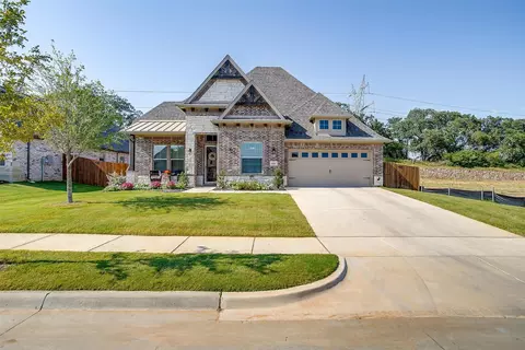 2457 Timber Hills Dr, Burleson, TX 76028
